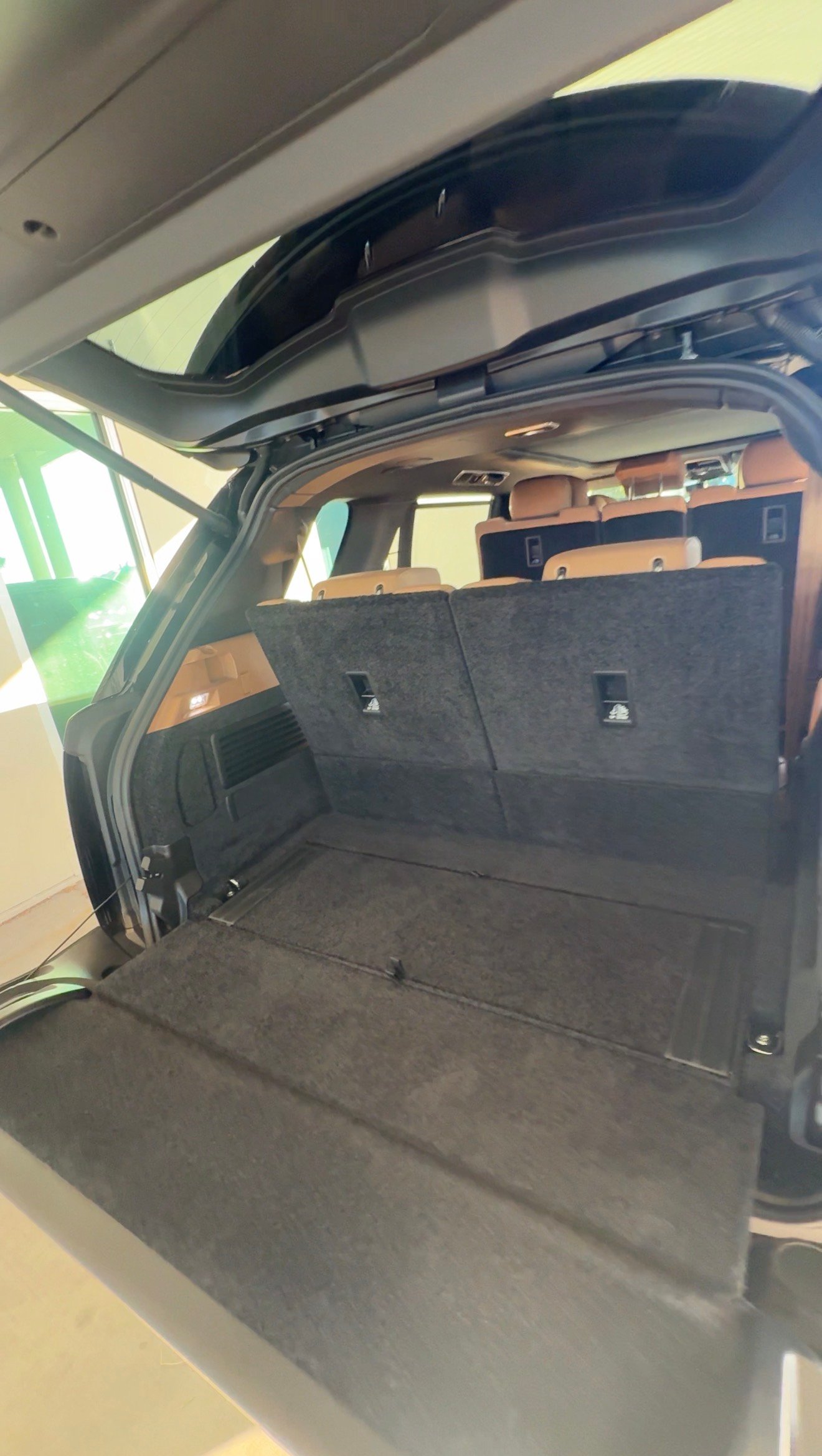 Clean vehicle boot after its interior detail